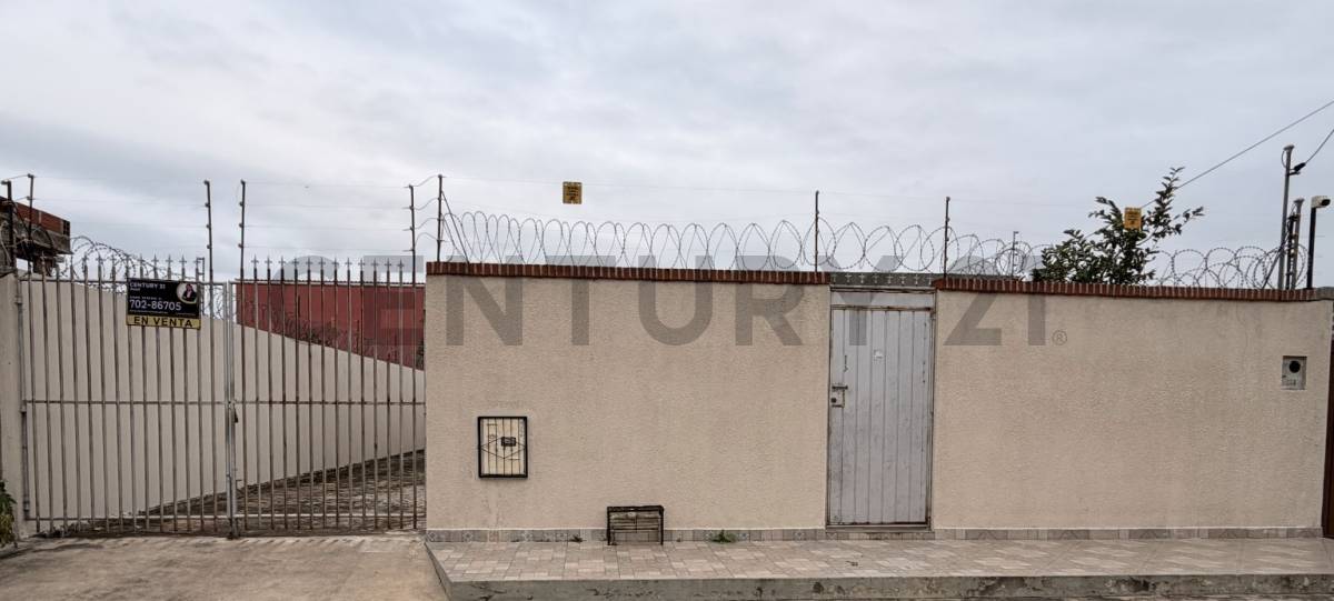 Casa en venta 3 dormitorios Zona Los Lotes – Avenida 4 de Octubre, Sur, Santa Cruz